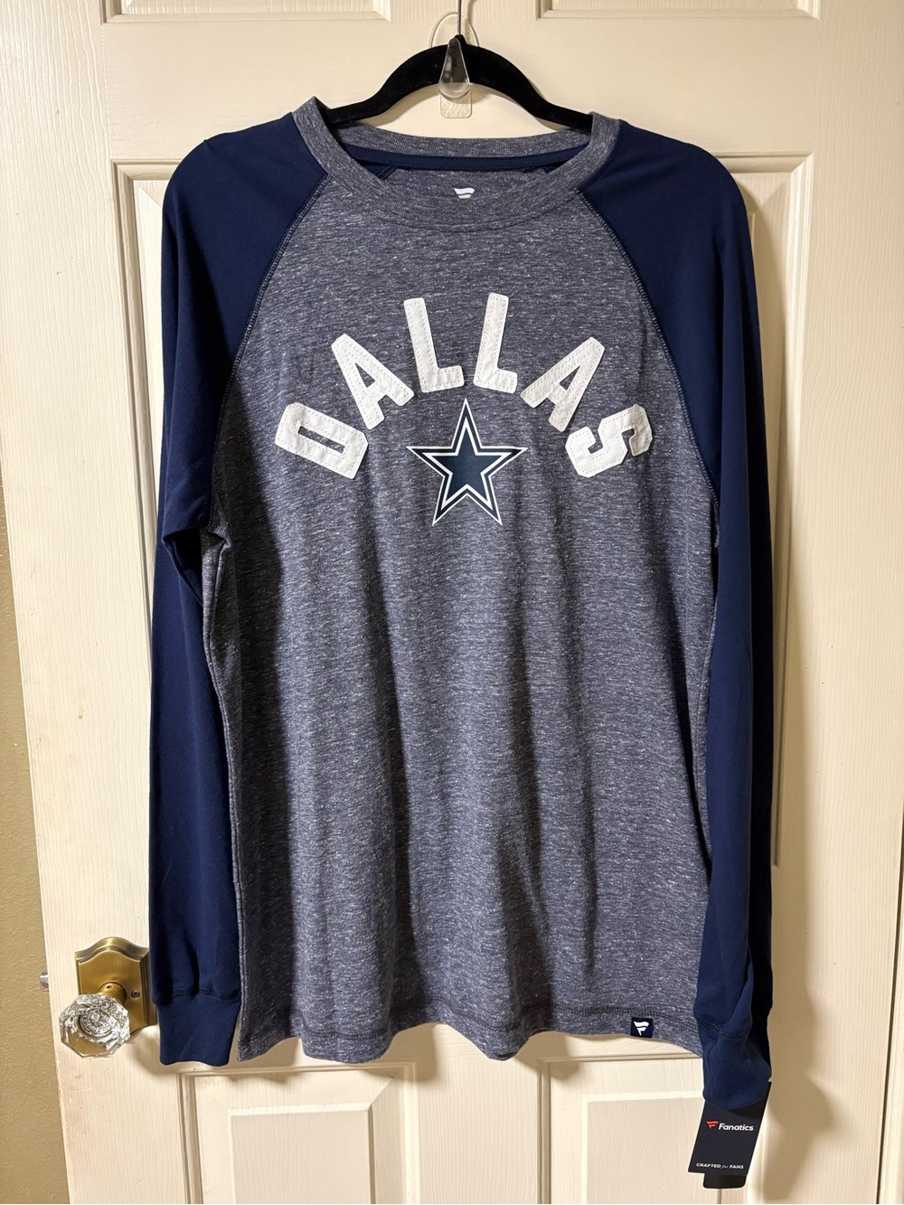 NWT Dallas Cowboys NFL Football Fanatics Raglan T-Shirt Men's Large